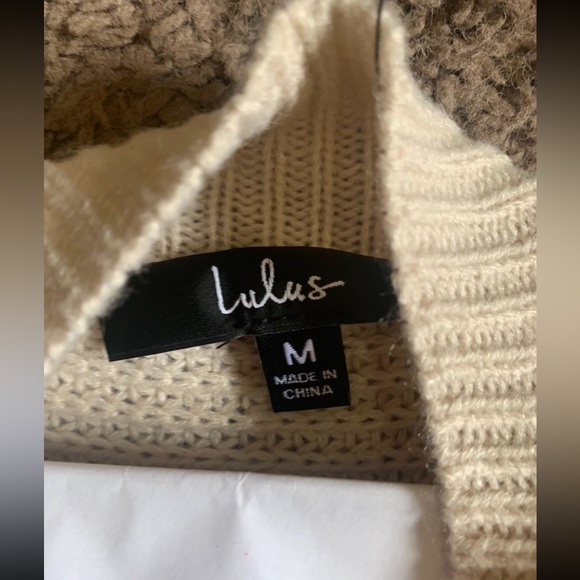 Lulus knit medium cream colored sweater - Picture 2 of 2